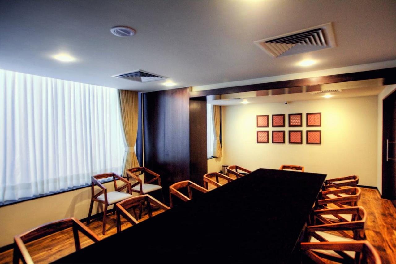 โรงแรมมินลา บังกาลอร์ ภายนอก รูปภาพ