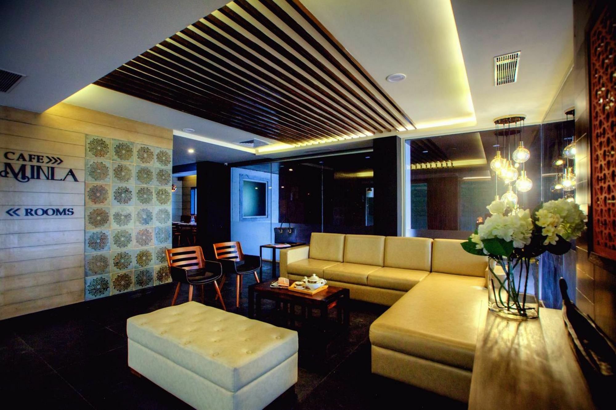 โรงแรมมินลา บังกาลอร์ ภายนอก รูปภาพ